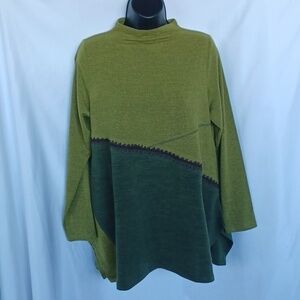 TERRA By SJ Apparel Sweater Womens M  Army Green Knit Top Tunic  Pockets